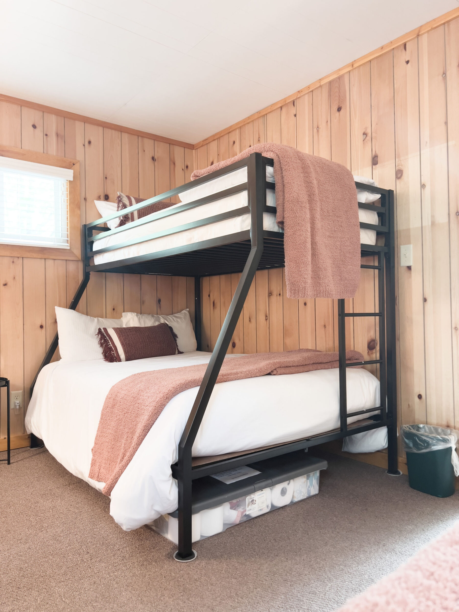Cabin 3 - Glen Arbor - Bunk Bed at Sleeping Bear Resort