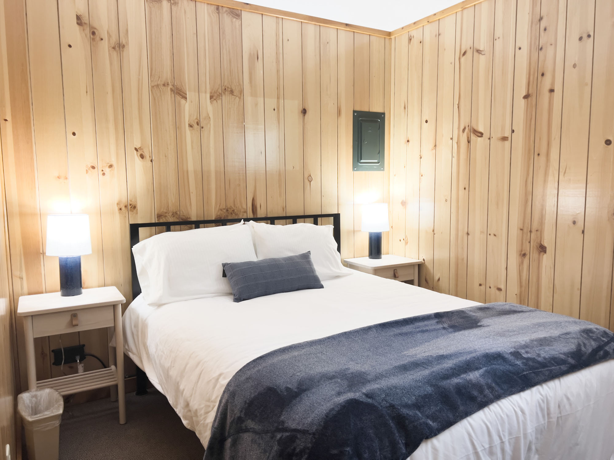 Cabin 5 - Suttons Bay - Bedroom at Sleeping Bear Resort