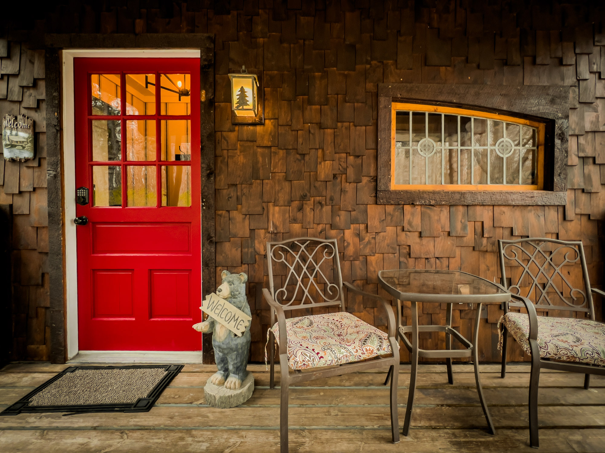Bear's Den Front Porch at Sleeping Bear Resort